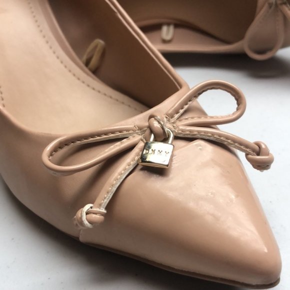 PREMIUM DKNY PATENT LEATHER CREAM HEELS 5M ⭐ - Picture 2 of 9